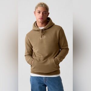 NWT!! Men’s Mini Gap Arch Logo Hoodie Sz XL